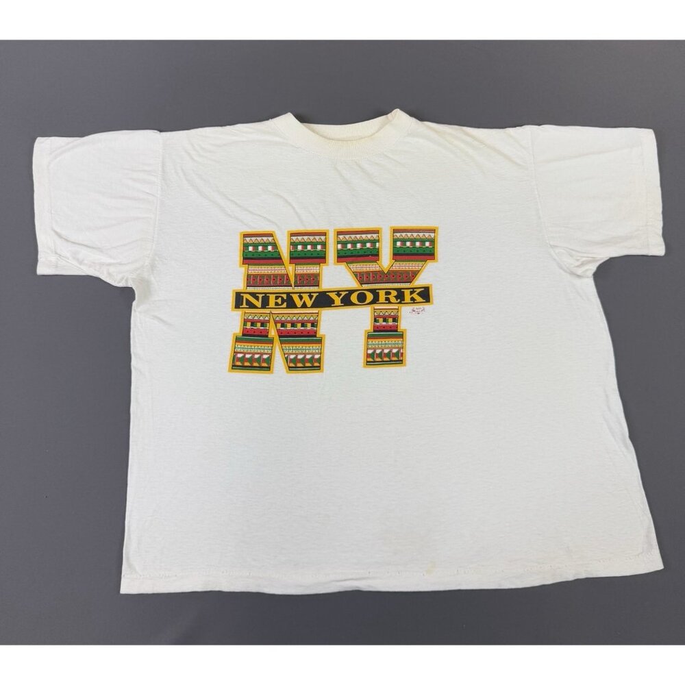 Vintage 90s New York NY Spell Out Art Logo Pattern Tribal White Shirt Short Heel